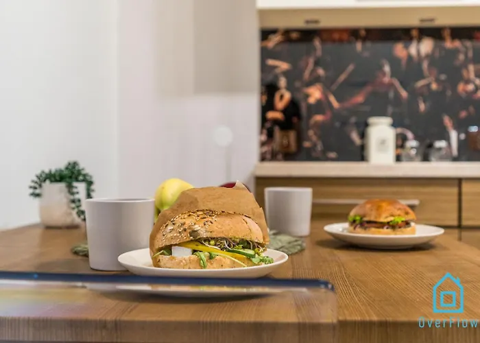 홈스테이 Hub - Charming Place, 5 Minutes To Old Town *